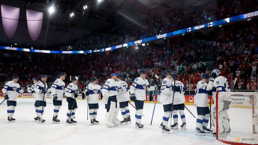 Ice Hockey-Feisty Finland beat Canada to make world championship final