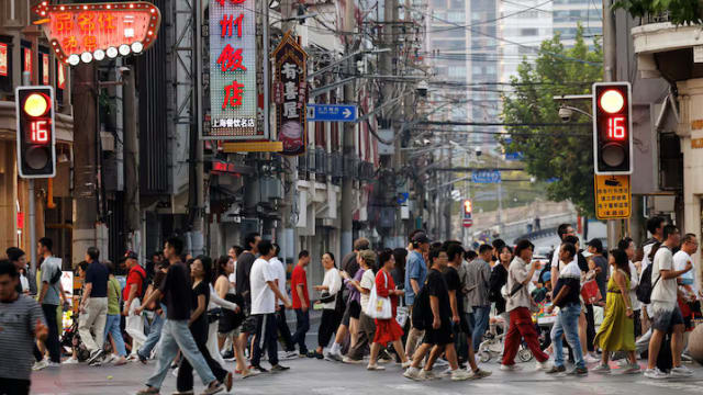 中国自2010年以来 首次宣布松绑货币政策