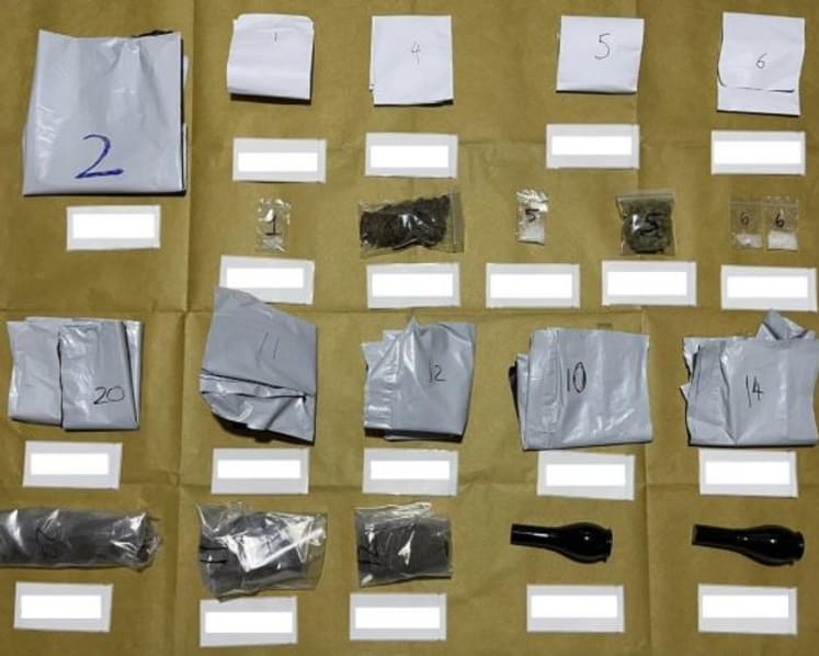 2 brothers aged 17 and 25 arrested in Jurong West for suspected drug offences; S$124,000 worth of drugs seized