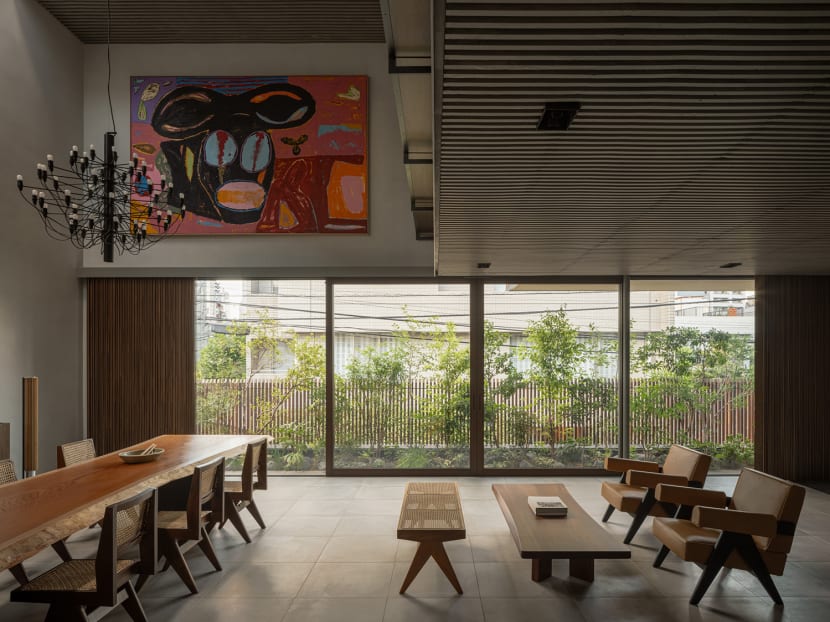 This house in Tokyo uses exposed concrete to spotlight the owner’s extensive artwork and furniture This house in Tokyo uses exposed concrete to spotlight the owner’s extensive artwork and furniture
