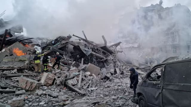 世行等机构估算：乌克兰未来十年重建需5880亿美元