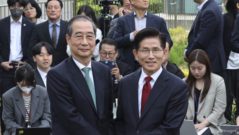 South Korean conservative party moves to switch presidential candidates as election turmoil deepens South Korean conservative party moves to switch presidential candidates as election turmoil deepens