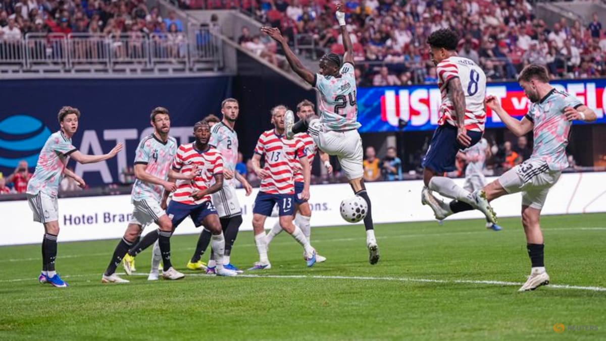 Easy win for Belgium over US rings alarm bells for World Cup co-hosts