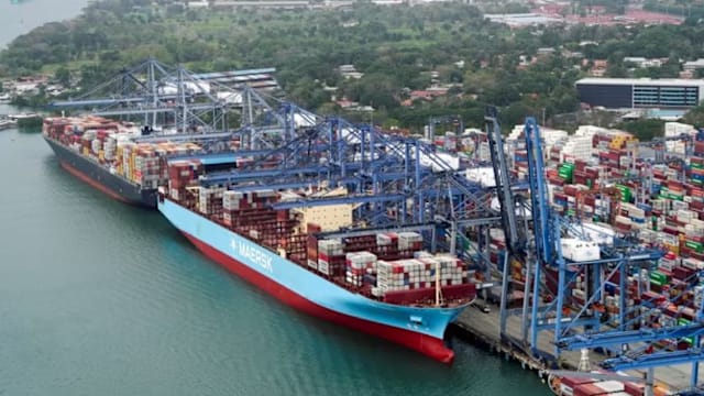 巴拿马撤销香港长和合约 马士基接管运河两港口