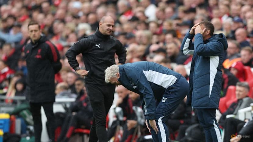 Liverpool's Slot dismisses Everton complaints about lack of stoppage time