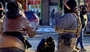 US immigration agents shoot dead a man in Minneapolis in second fatal shooting