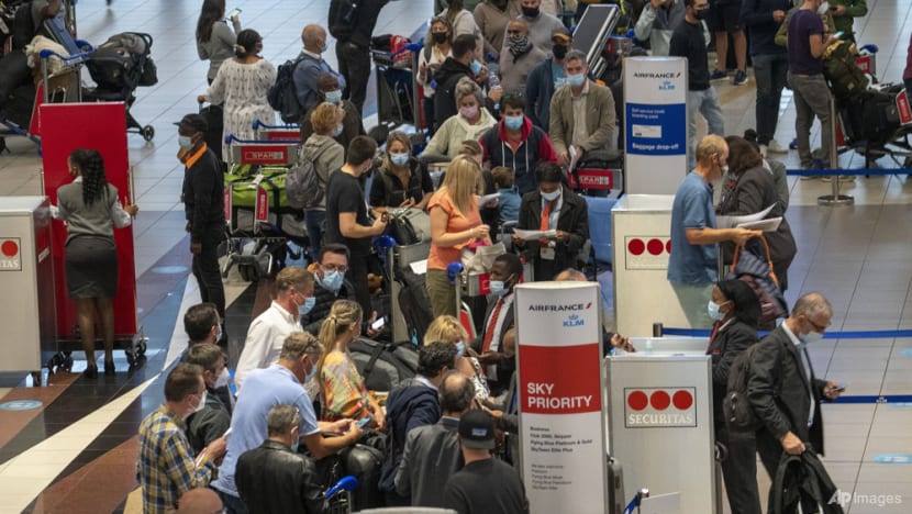 Commentary: Travel bans won't stop Omicron variant from spreading Commentary: Travel bans won't stop Omicron variant from spreading