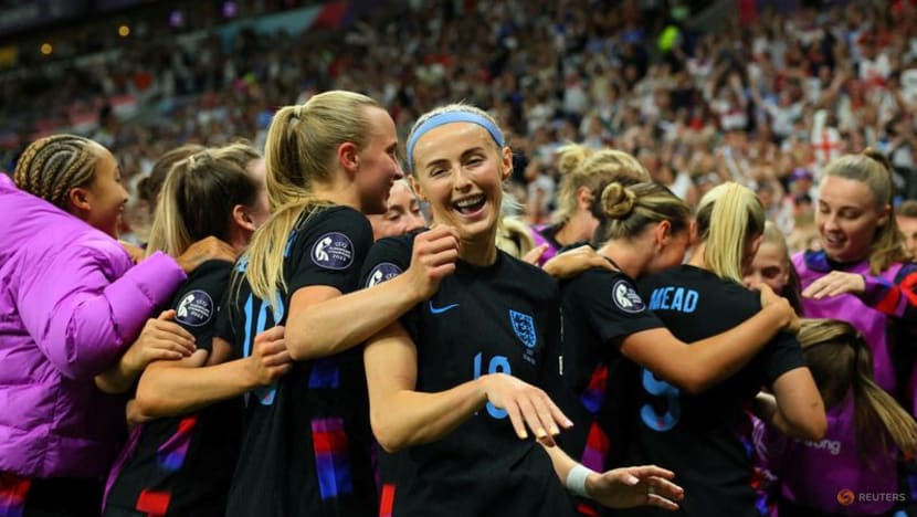 England's Kelly grateful for moments like Tuesday after rocky club season