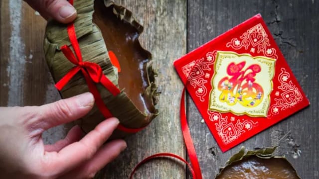 不慎被年糕噎到　2个急救法捡回一条命！