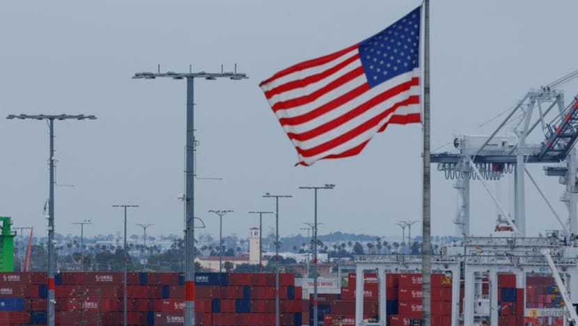 China sales to US slump even as exports beat forecasts amid trade war China sales to US slump even as exports beat forecasts amid trade war