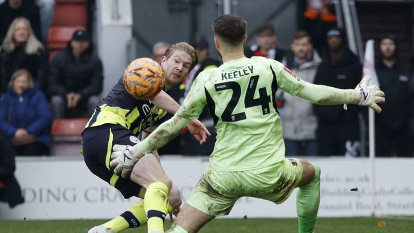 Man City survive wonder goal, Chelsea crash out of FA Cup