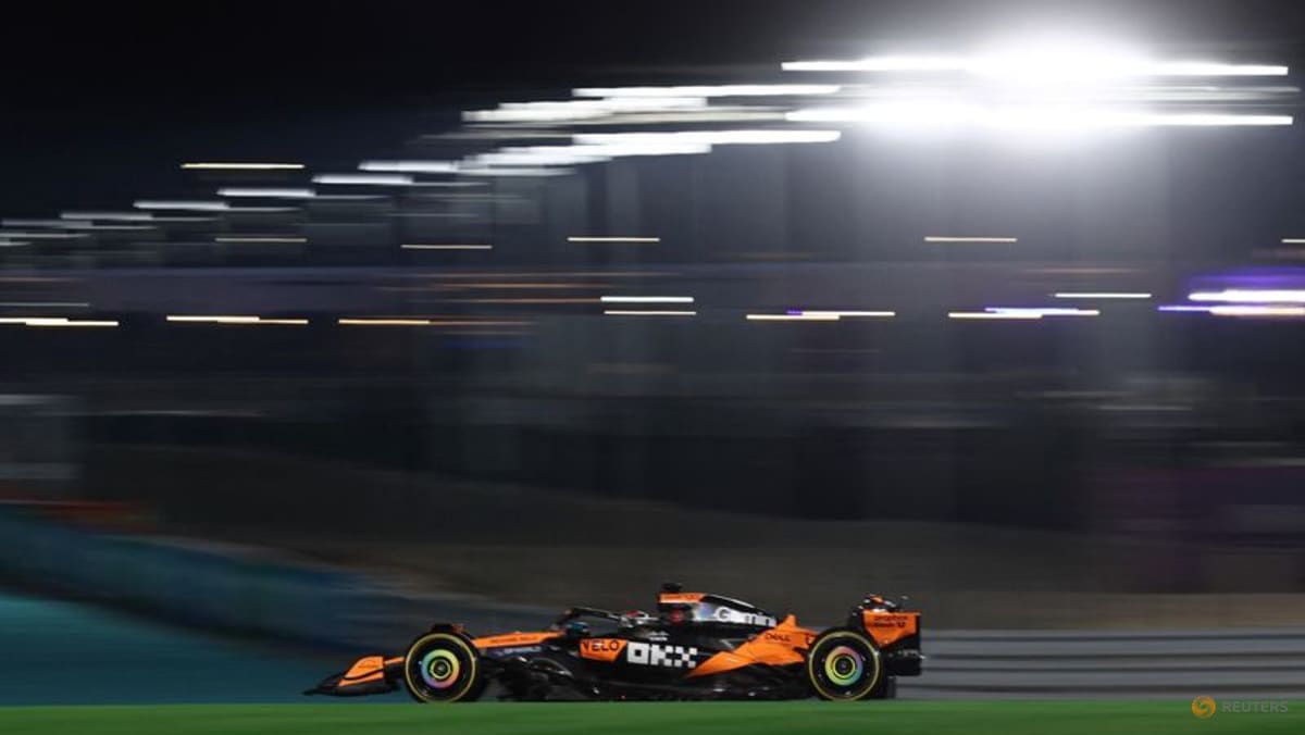 Piastri wins Qatar sprint to trim Norris’s lead