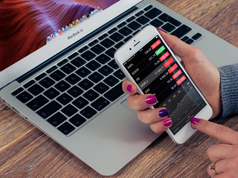 Fintechs that help you save, invest or insure conveniently from your smartphone
