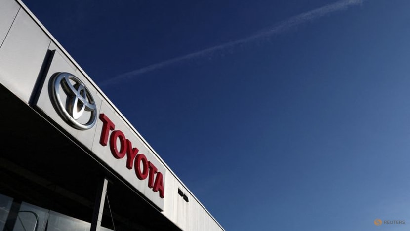 Japan banks to begin divesting their strategic Toyota shareholdings, Bloomberg reports Japan banks to begin divesting their strategic Toyota shareholdings, Bloomberg reports