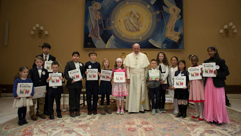 8-year-old S’porean girl skips school to meet Pope Francis