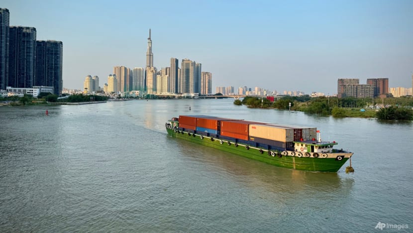 US tells Vietnam trade deficit 'unsustainable' and major concern during tariff talks: Report US tells Vietnam trade deficit 'unsustainable' and major concern during tariff talks: Report