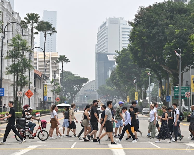 'Full house every day': F1 crowds shrug off haze as businesses see little impact on demand 'Full house every day': F1 crowds shrug off haze as businesses see little impact on demand
