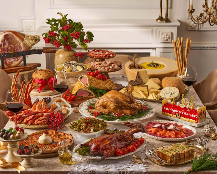 Boozy brunches, blow-out buffets and sensible afternoon teas: Here’s where to dine out this Christmas