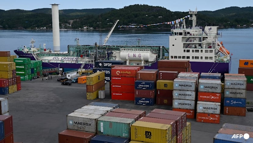 CO2 soon to be buried under North Sea oil platform