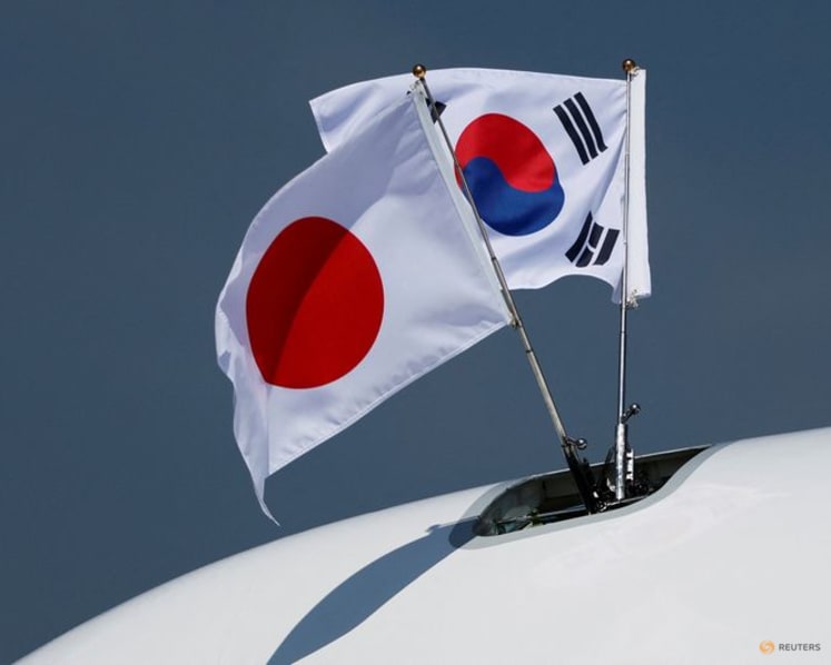 South Korea, Japan discuss cooperation on emergency energy supply