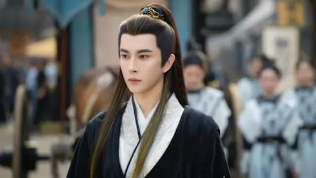 于朦胧生前聚会友人“全消失”，男星直播喊话出面交代真相