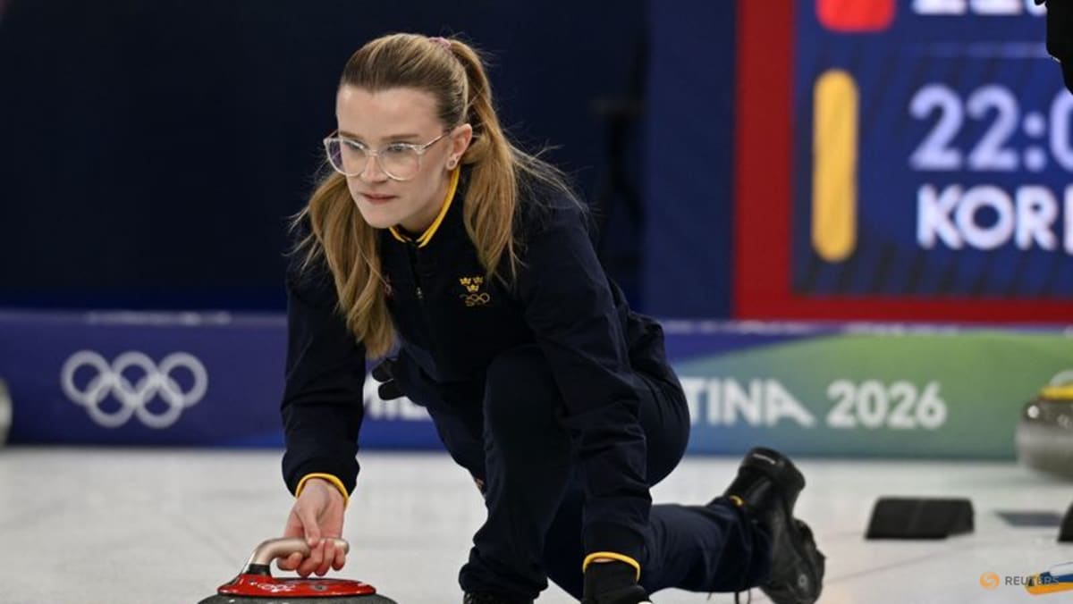 Curling-Sweden's Wranaas shine after putting sibling rivalry to bed