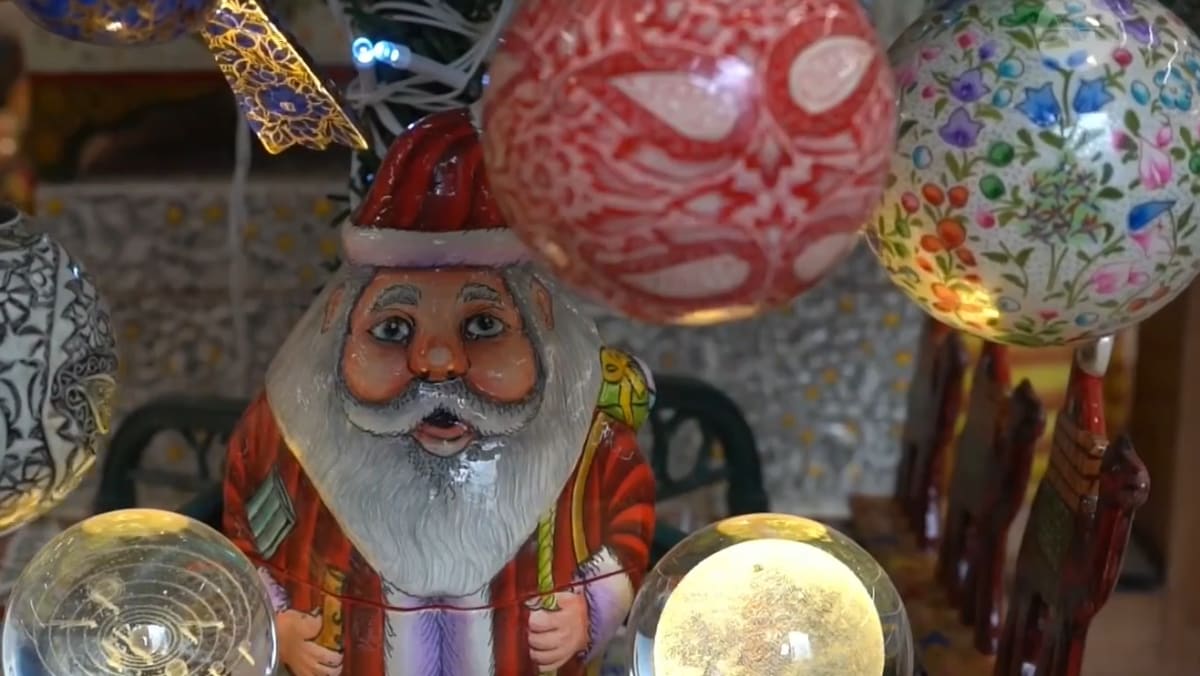 Global conflicts lead to drop in demand for handmade festive items from Kashmir