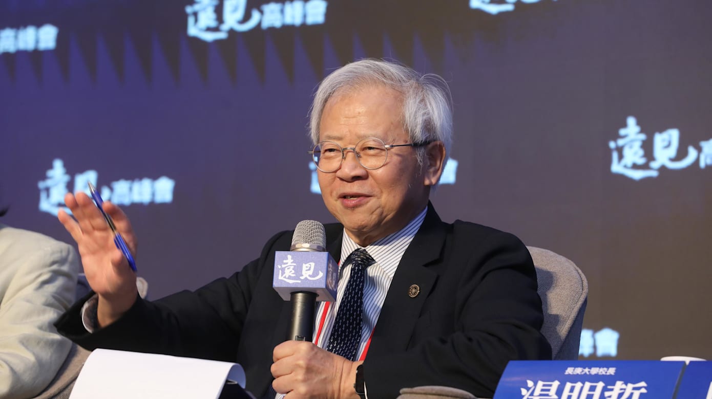 培育AI时代领跑人才新思维