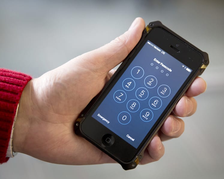 Experts warn iPhone ruling may set dangerous precedent