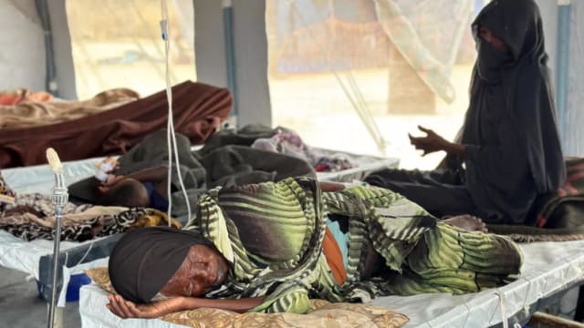 非洲国家苏丹爆发多年最严重霍乱疫情 一周逾2000人染病40人死亡