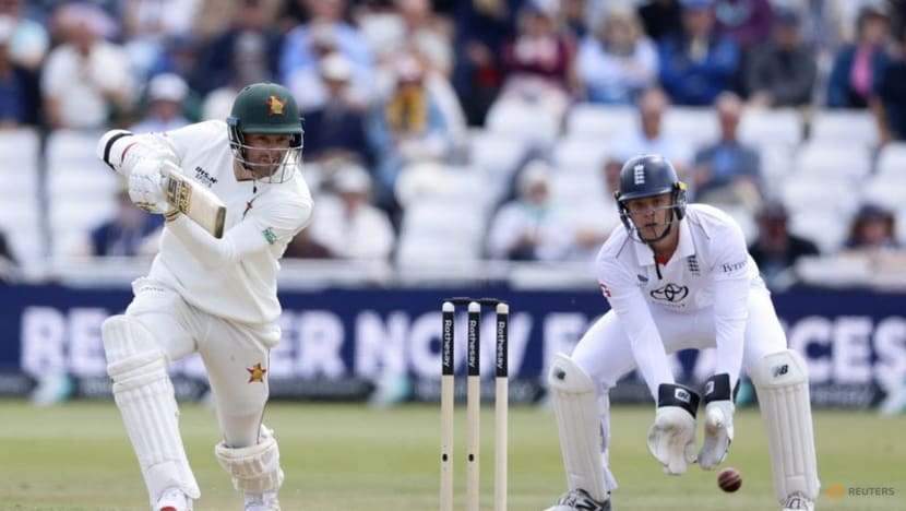 England dominate Zimbabwe after Bennett's record century