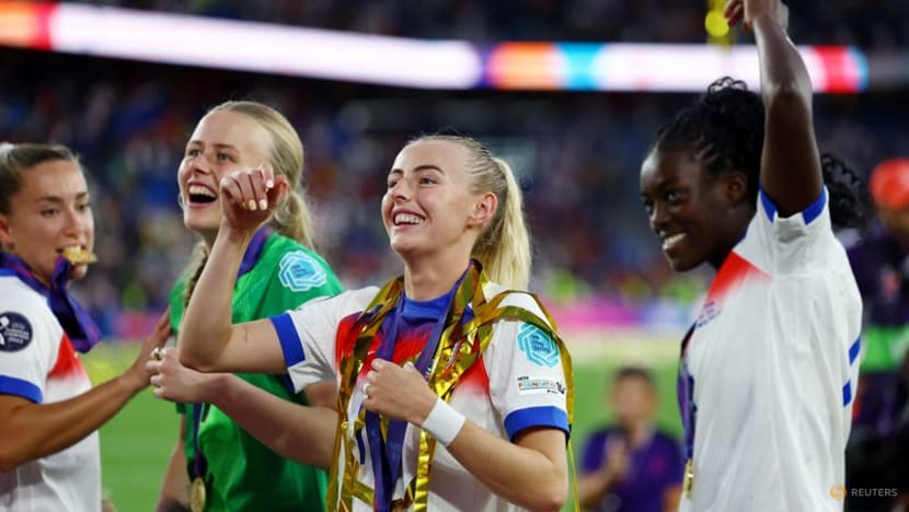 Kelly a fitting hero in England's gritty Euro victory Kelly a fitting hero in England's gritty Euro victory