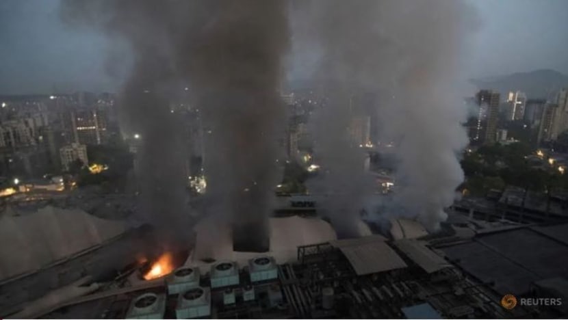 Sekurang-kurangnya 6 maut dalam kebakaran di hospital COVID-19 Mumbai Sekurang-kurangnya 6 maut dalam kebakaran di hospital COVID-19 Mumbai
