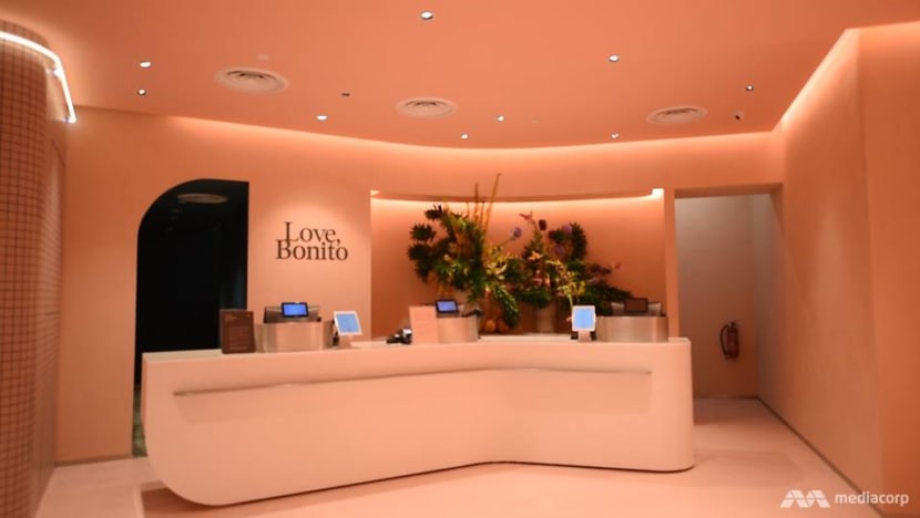 Commentary: The future of Singapore e-commerce is in brick and mortar