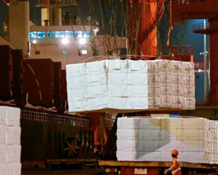 China trade surplus hits record US$75 billion as November exports soar