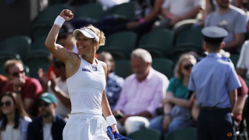 Siegemund stops lucky loser Sierra to reach Wimbledon quarter-finals Siegemund stops lucky loser Sierra to reach Wimbledon quarter-finals