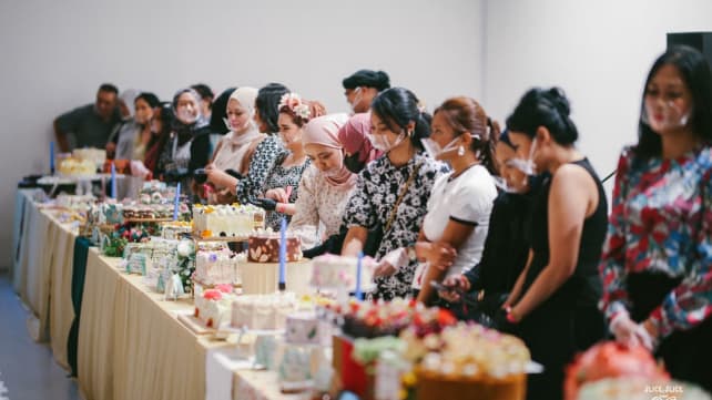 'Cake picnic' di Taman Labrador saji 51 jenis kek halal yang cantik dan unik belaka