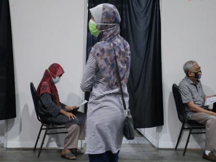 Selangor, Johor and Penang ICUs surpass 90% capacity as Malaysia reports 20,396 new COVID-19 cases Selangor, Johor and Penang ICUs surpass 90% capacity as Malaysia reports 20,396 new COVID-19 cases
