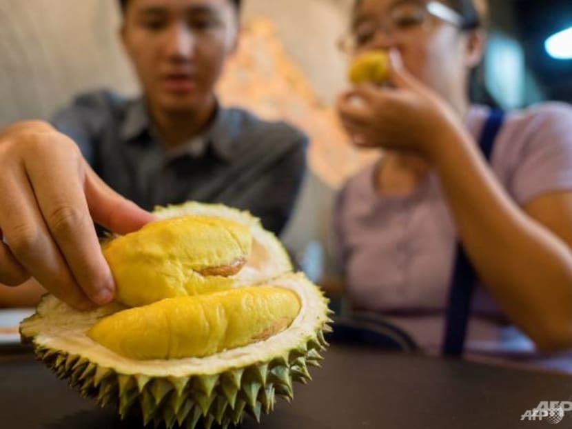 Can you get allergies from eating durian? Why is drinking alcohol a no-no? Can you get allergies from eating durian? Why is drinking alcohol a no-no?