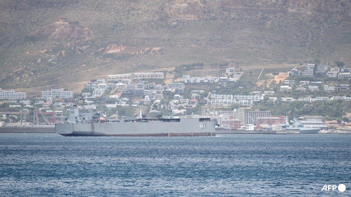 Russia joins Chinese, Iran warships for drills off South Africa