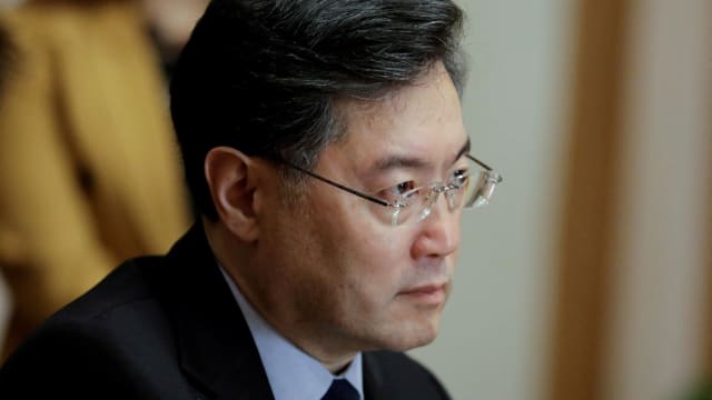 中国前外交部长秦刚 被免中共中央委员职务