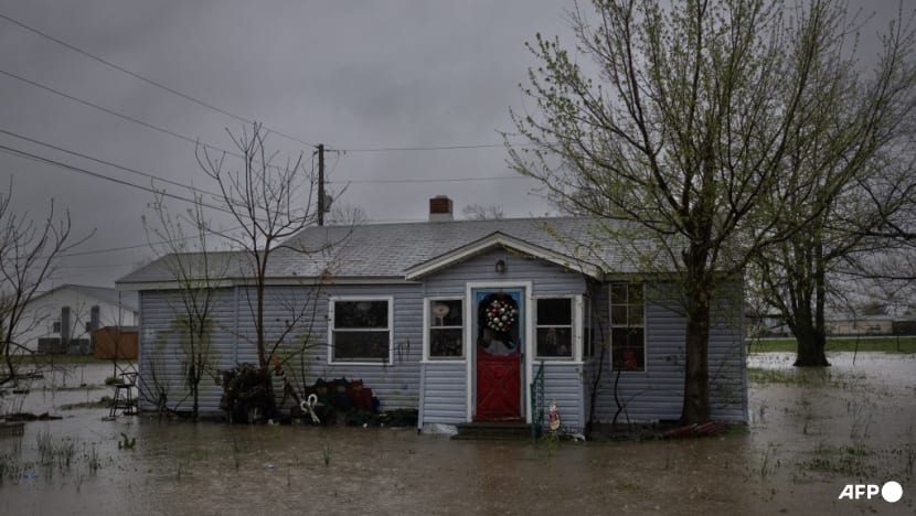 US storms, 'severe' flooding death toll climbs to 16