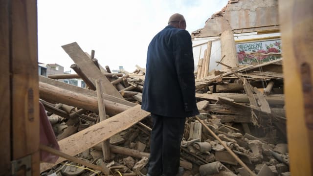中国甘肃地震死亡人数增至134人 968人伤13人失踪