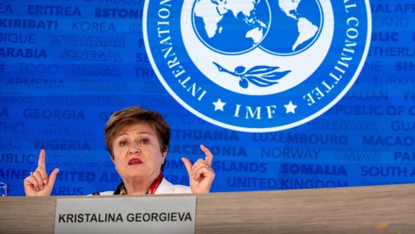 IMF chief expects lukewarm growth in medium term, urges reforms IMF chief expects lukewarm growth in medium term, urges reforms