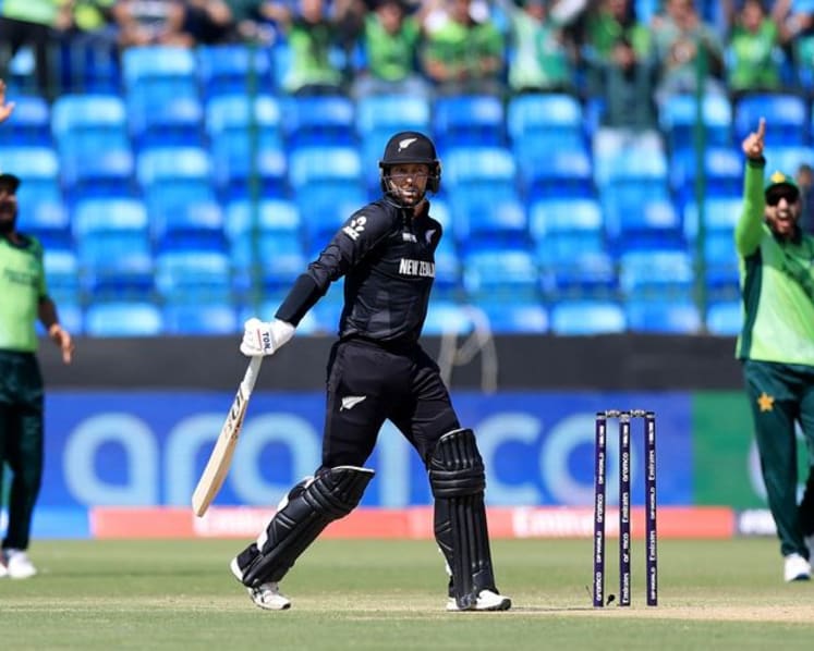 Latham and Conway hit hundreds again as New Zealand sense victory