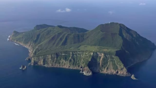 日本吐噶喇列岛地震频发 三度疏散居民