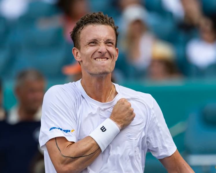Sinner on doorstep of 'Sunshine Double' after beating Zverev in Miami