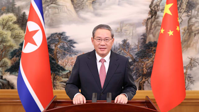 中朝新鸭绿江大桥正式开通 李强：将成两国友谊新地标