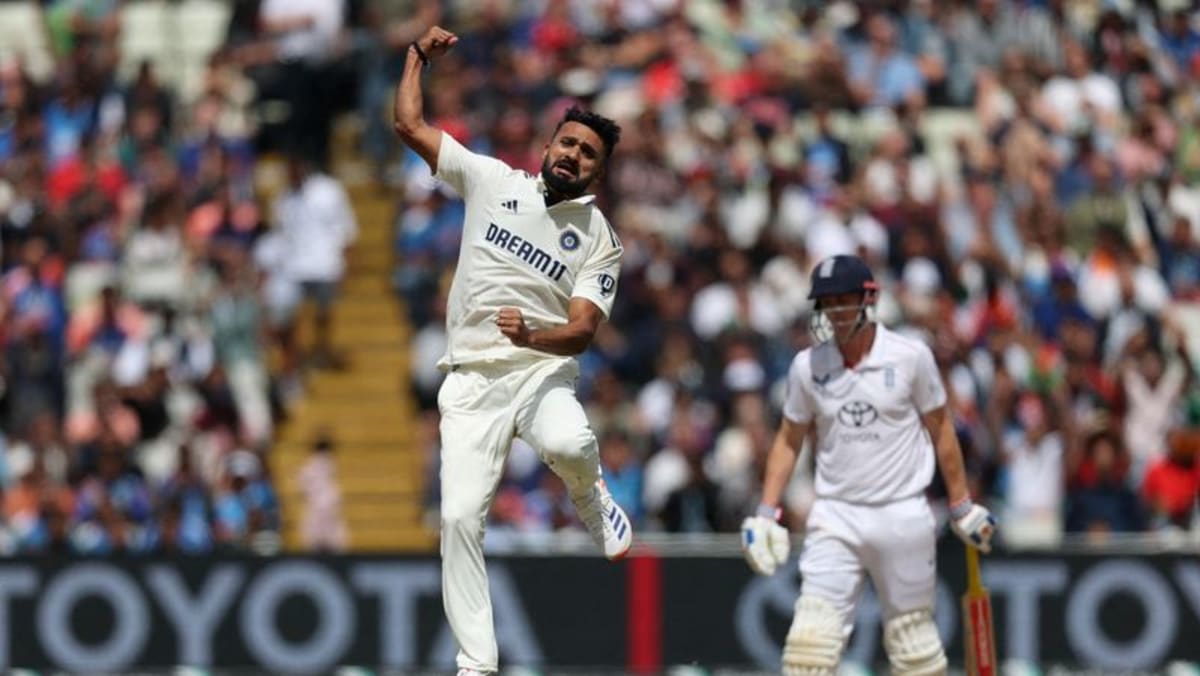 Image for article Deep bags six as India crush England to seal historic Edgbaston win