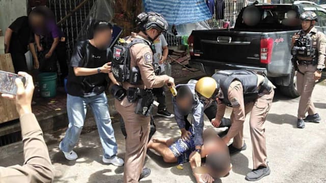 曼谷偷啤酒还割伤警员 美籍男被控谋杀未遂